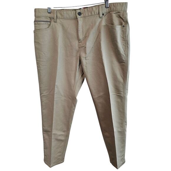 Tommy Hilfiger Pants Mens Size 40X30 Tan Trousers Preppy Academia Khakis Resort - Picture 1 of 9